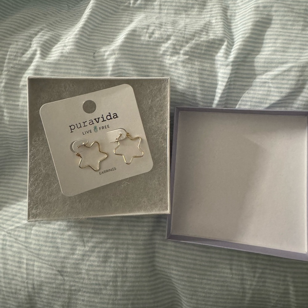 Pura Vida Gold Star Earrings